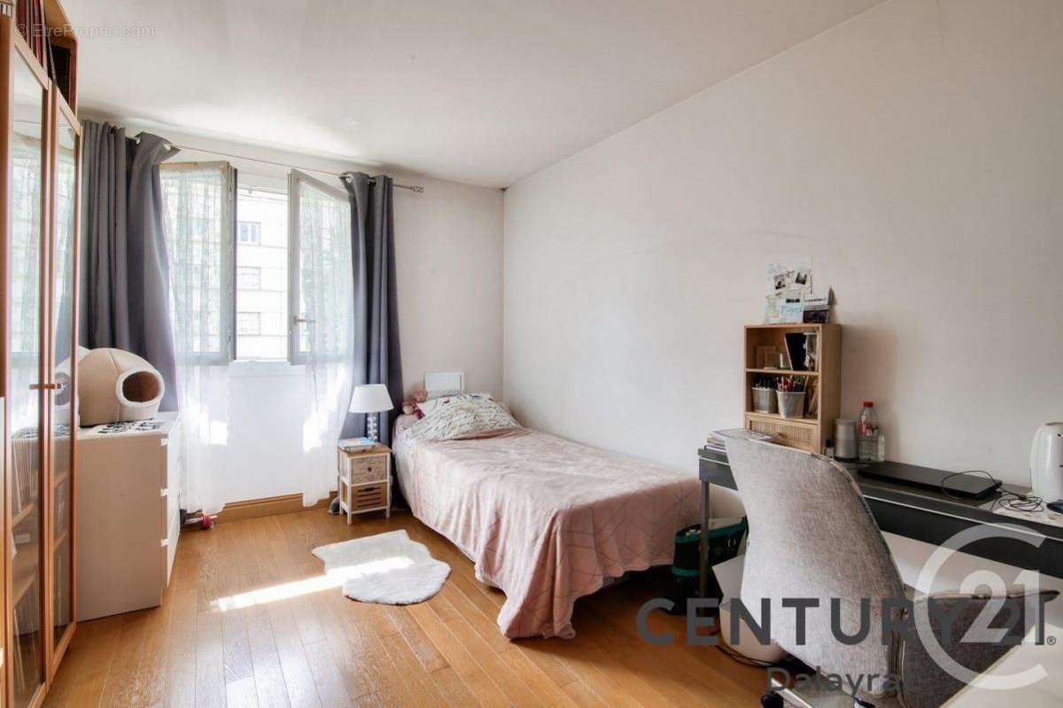 Appartement à FONTENAY-SOUS-BOIS