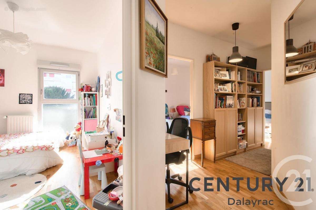 Appartement à FONTENAY-SOUS-BOIS