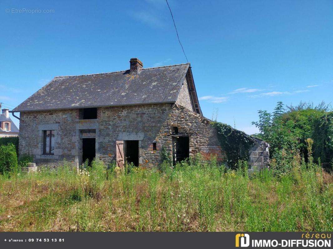 Maison à VILLAINES-LA-JUHEL