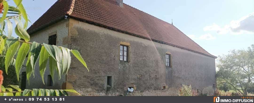 Maison à FLEURY-LA-MONTAGNE