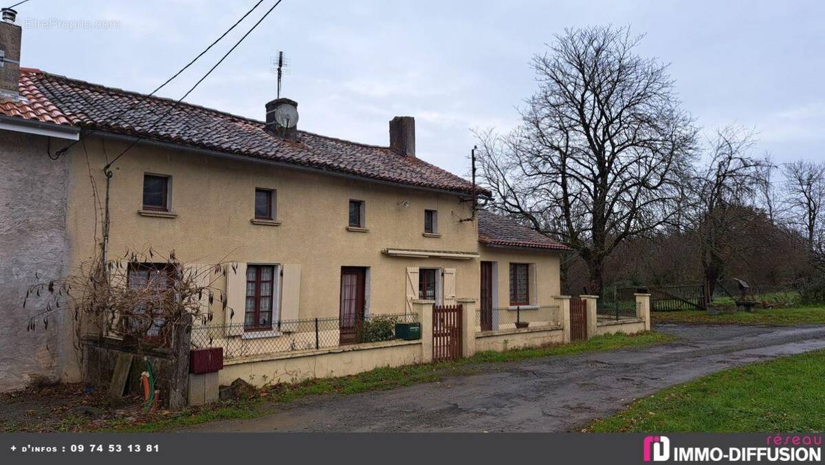 Maison à VOUHE