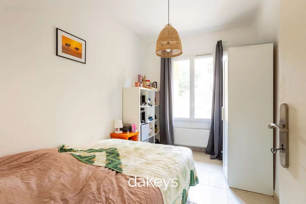 Appartement à MARSEILLE-5E