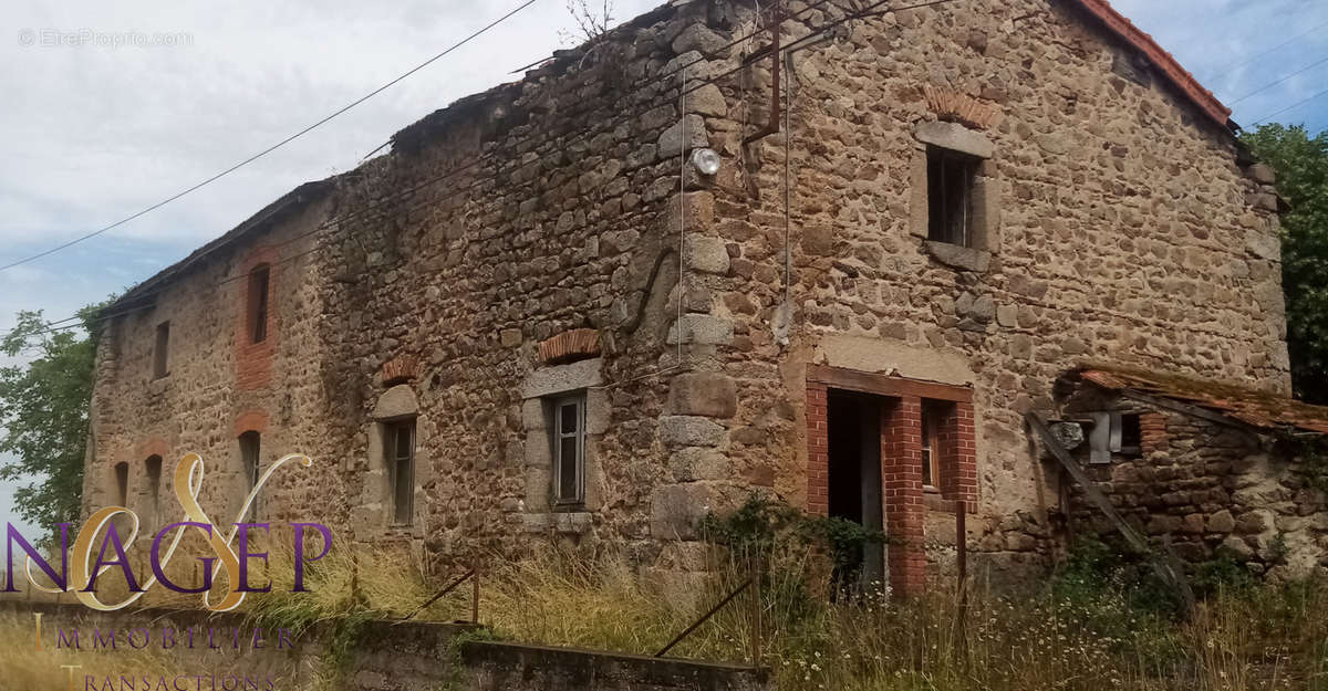 Maison à ARFEUILLES