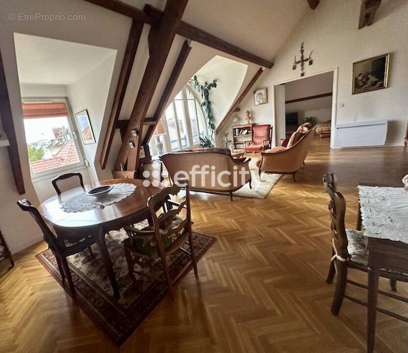 Appartement à SAINT-GERMAIN-EN-LAYE