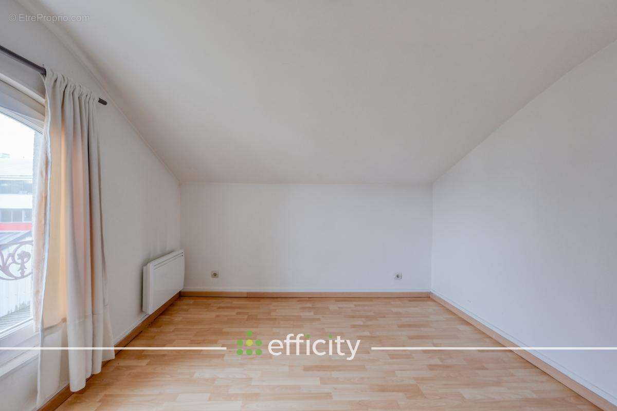 Appartement à LE PERREUX-SUR-MARNE