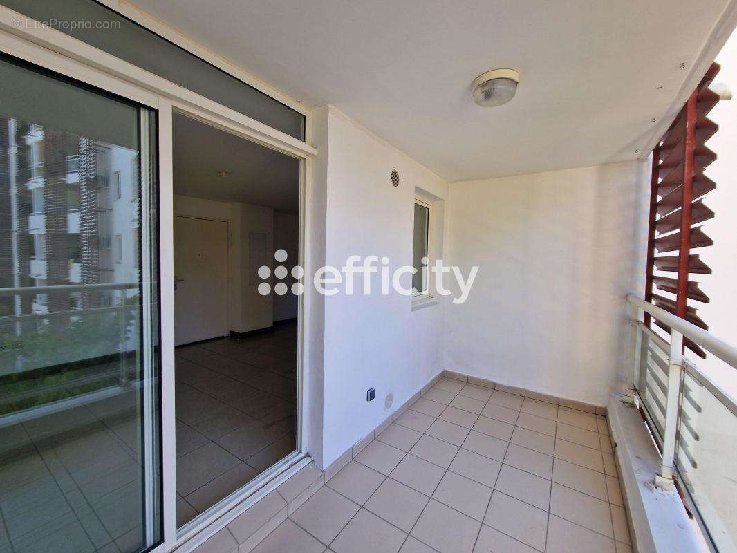 Appartement à SAINT-DENIS