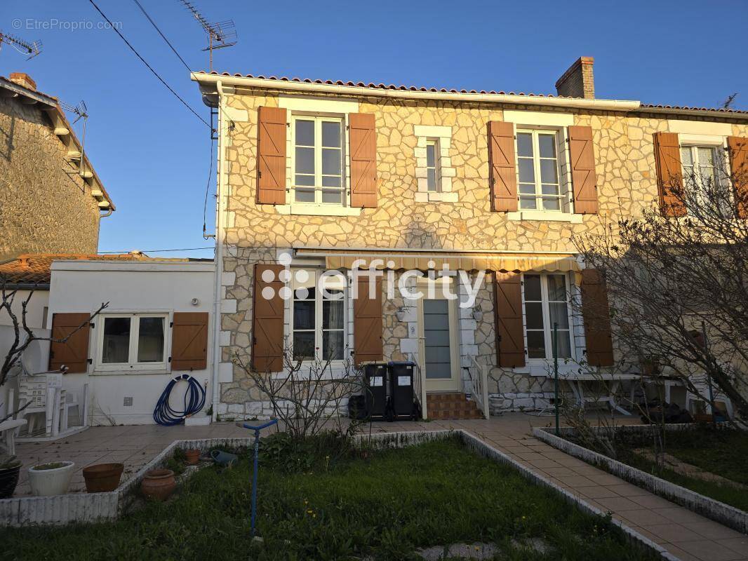 Maison à LA ROCHELLE