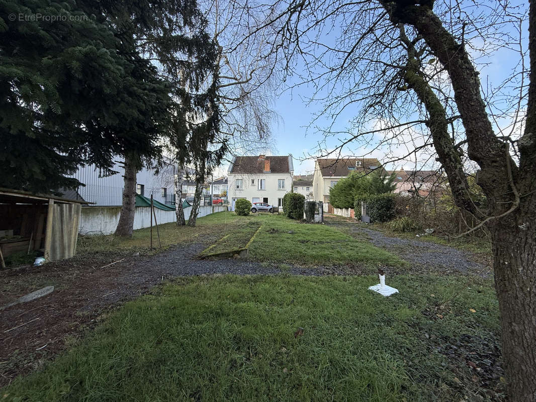 Maison à BELLERIVE-SUR-ALLIER