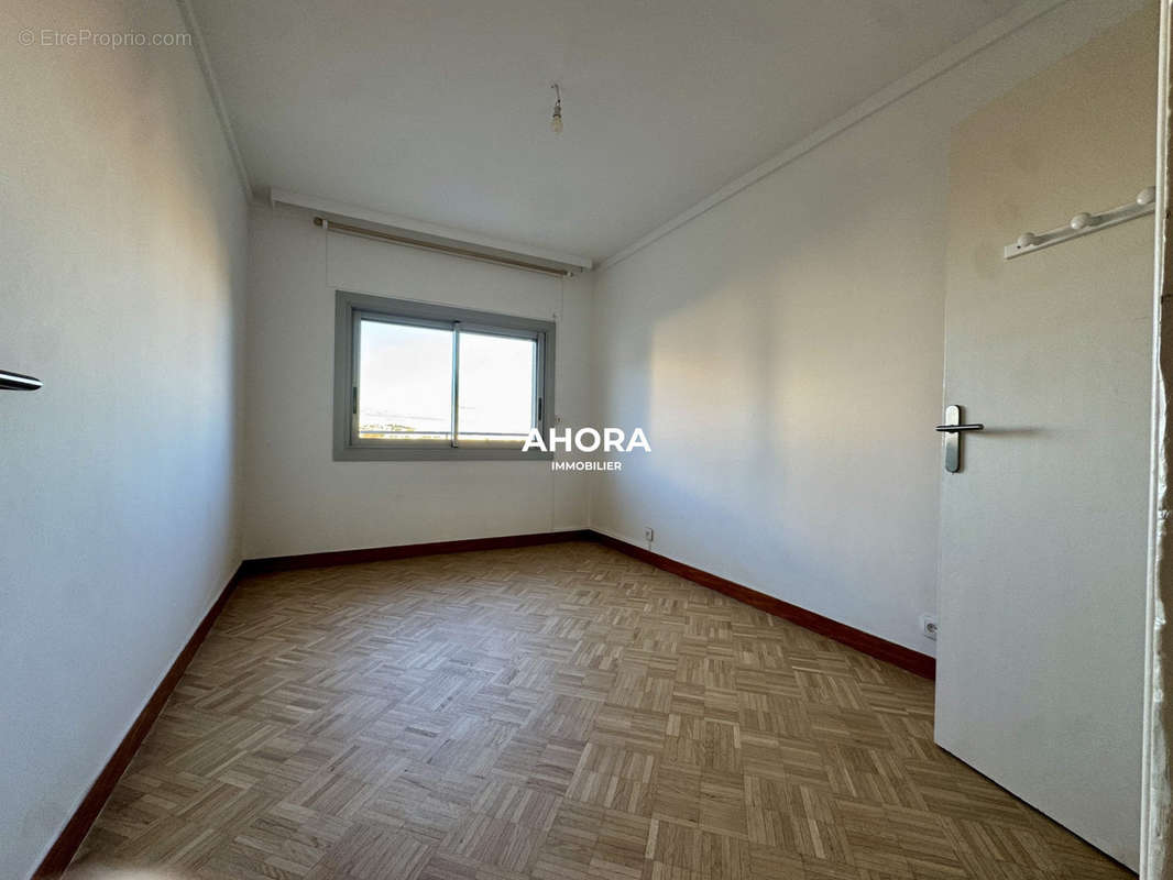 Appartement à MARSEILLE-9E