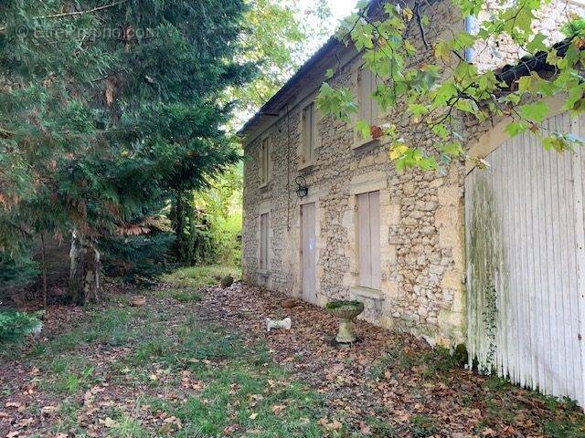 Maison à SAINTE-RADEGONDE