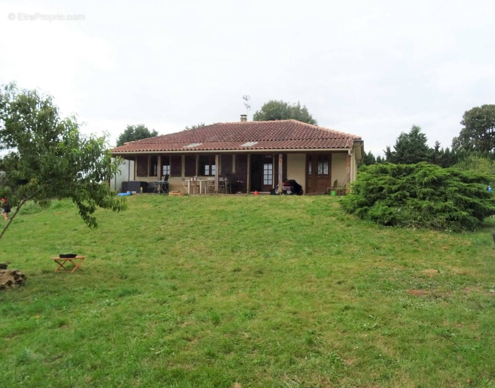 Maison à SAINT-CLAUD