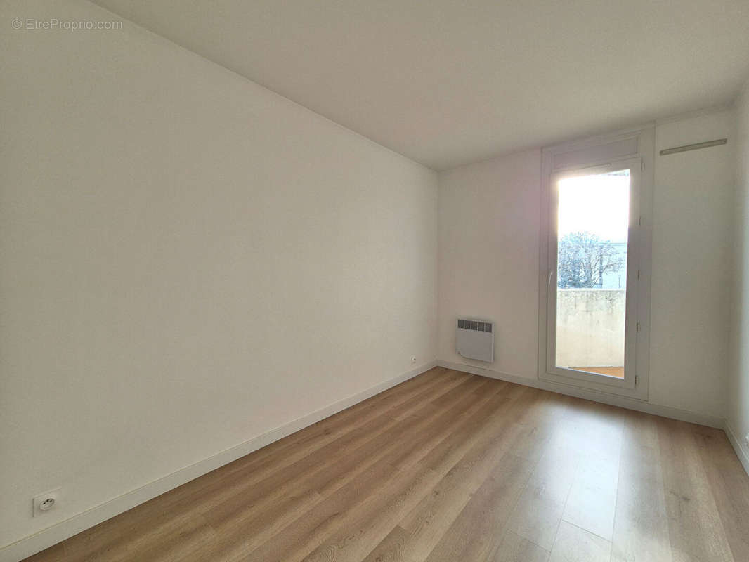 Appartement à MONTIGNY-LE-BRETONNEUX