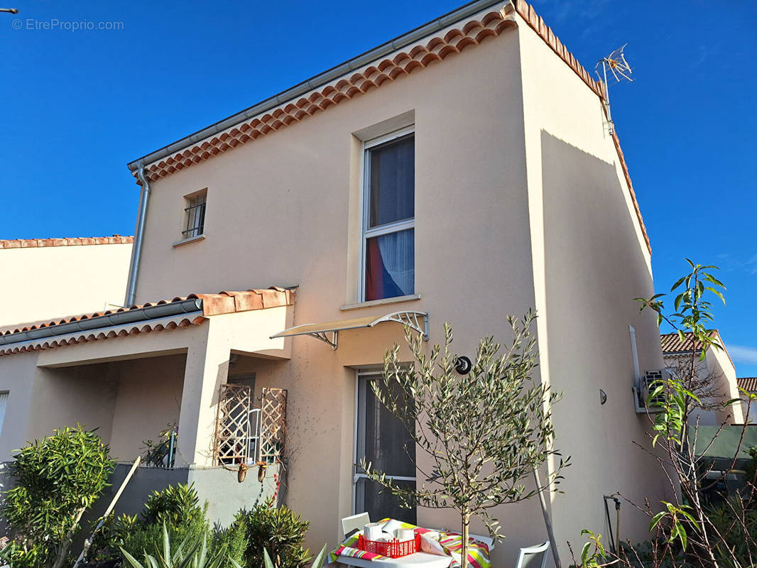 Maison à BOLLENE