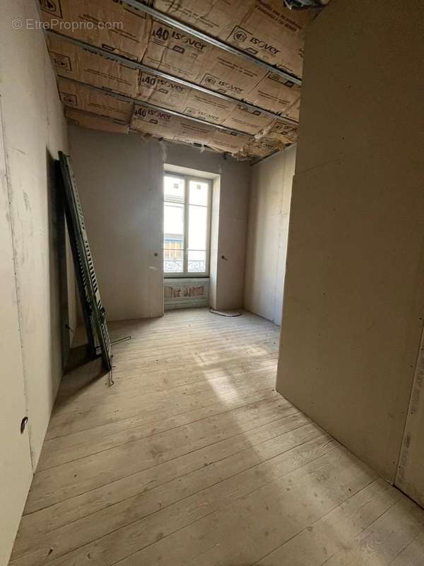 Appartement à LYON-8E