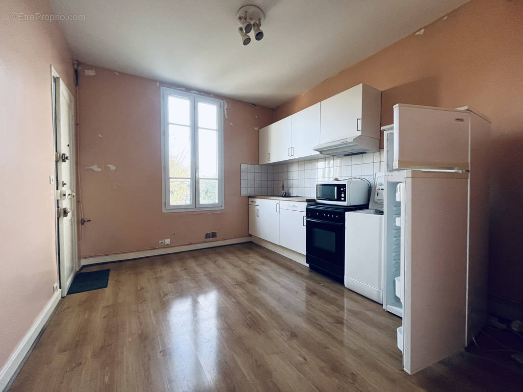 Appartement à LE BLANC-MESNIL