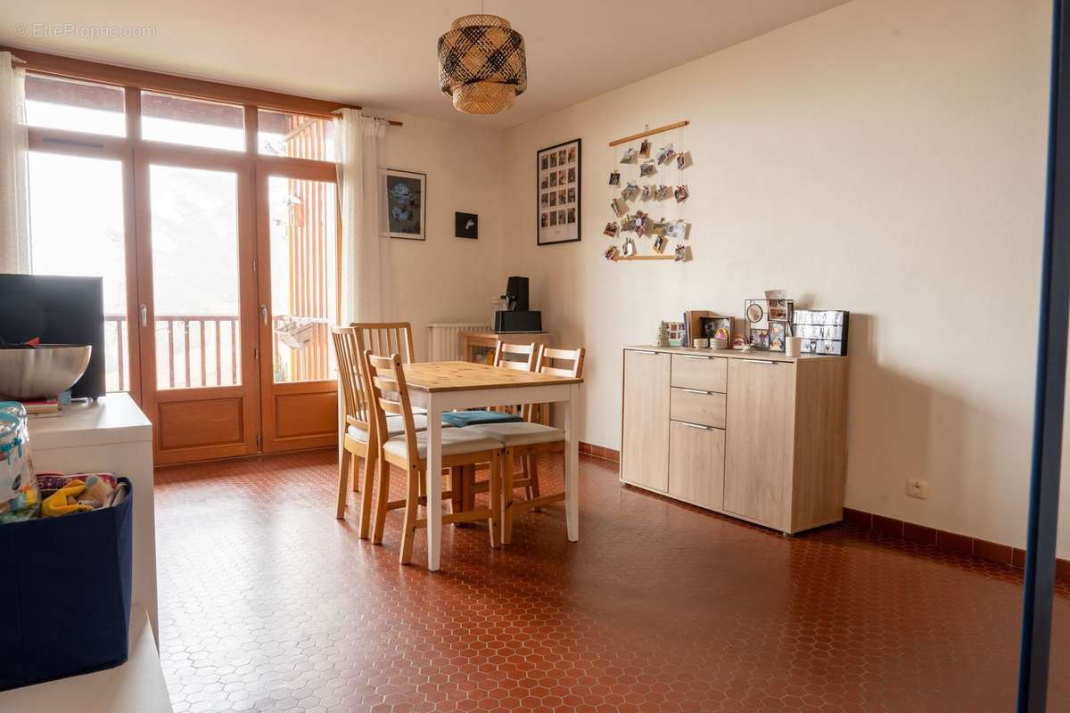 Appartement à RAMONVILLE-SAINT-AGNE