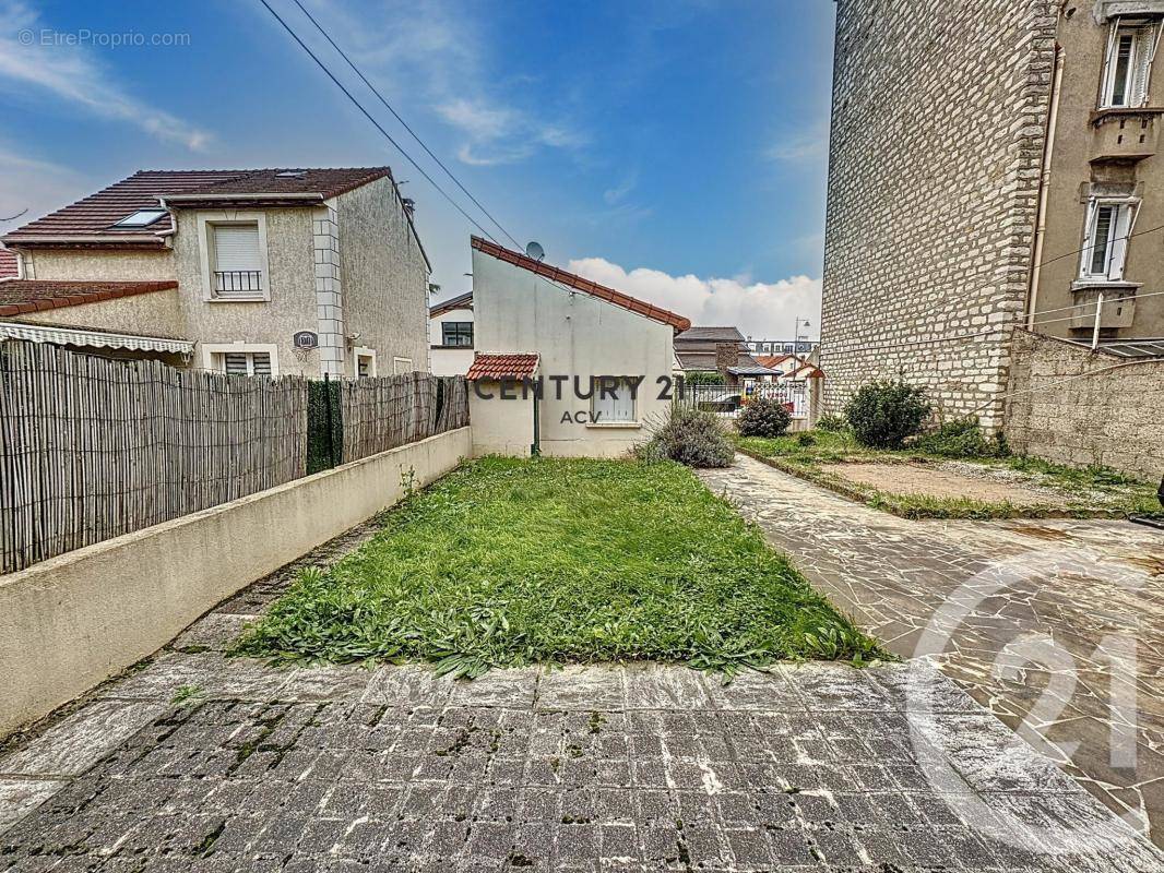 Appartement à MAISONS-ALFORT