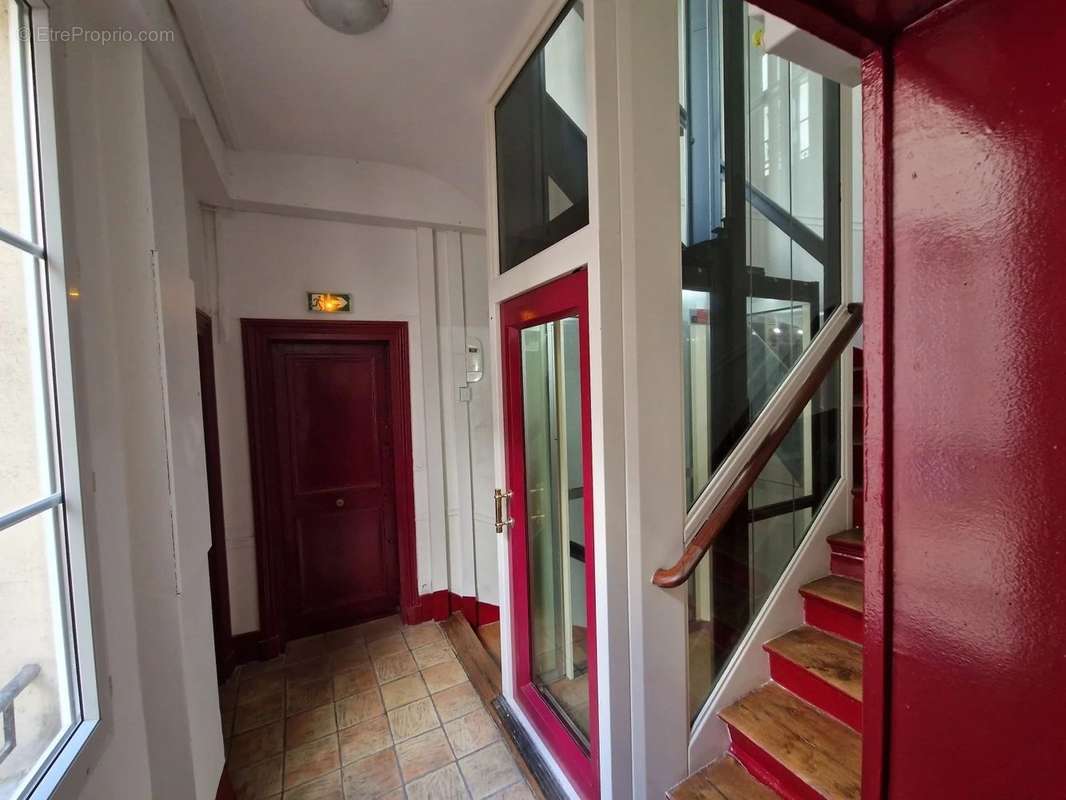 Appartement à PARIS-11E