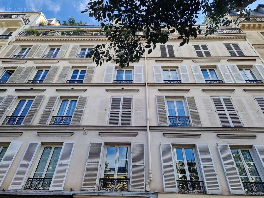 Appartement à PARIS-11E