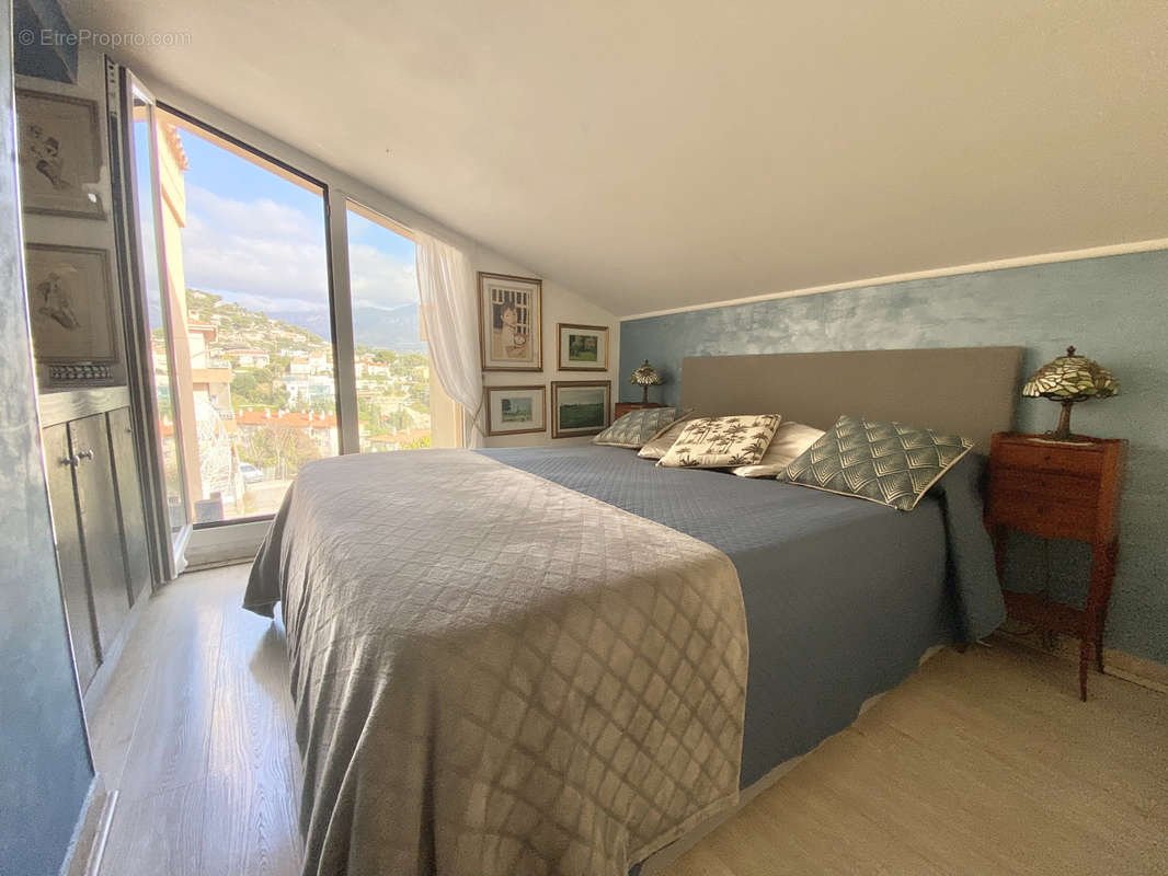 Appartement à ROQUEBRUNE-CAP-MARTIN