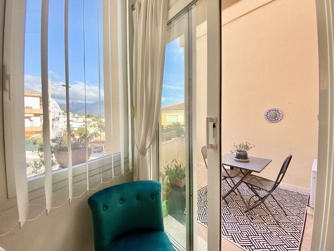 Appartement à ROQUEBRUNE-CAP-MARTIN