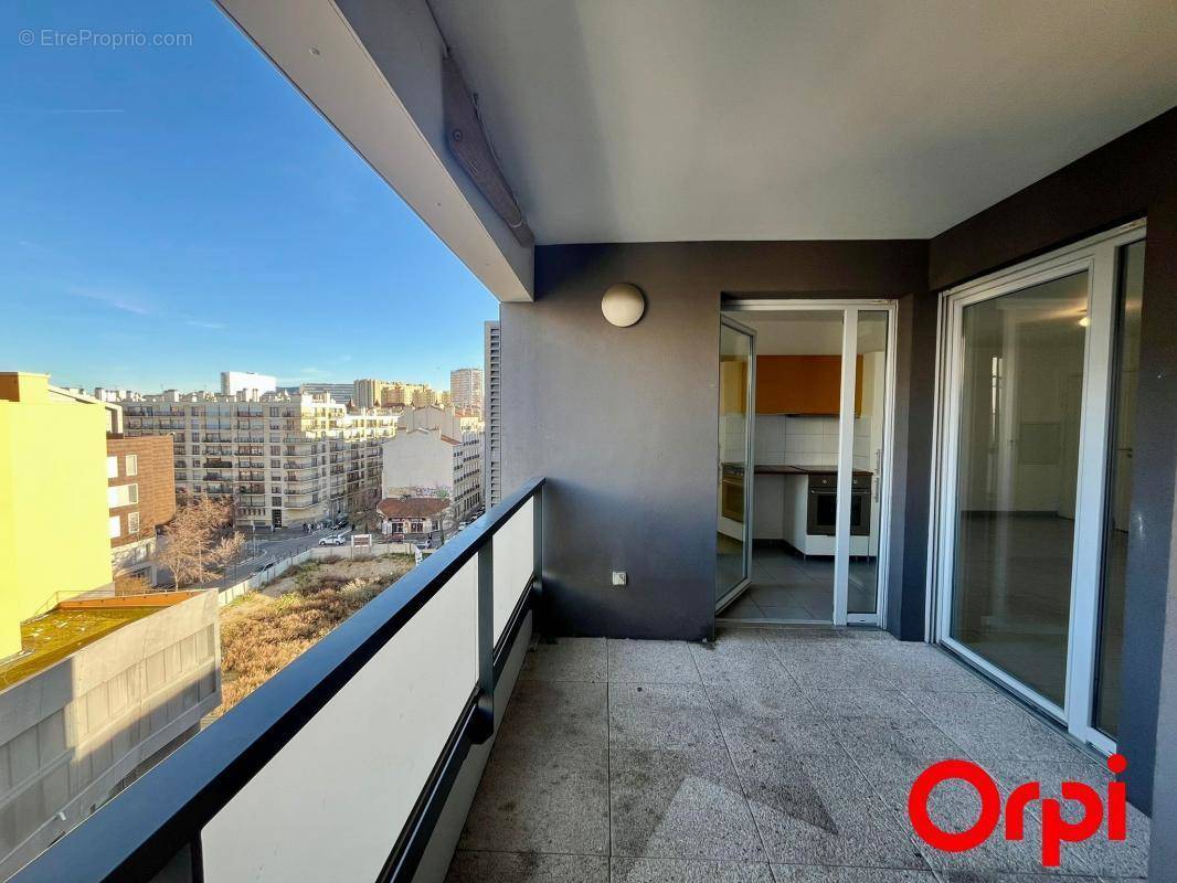 Appartement à MARSEILLE-3E