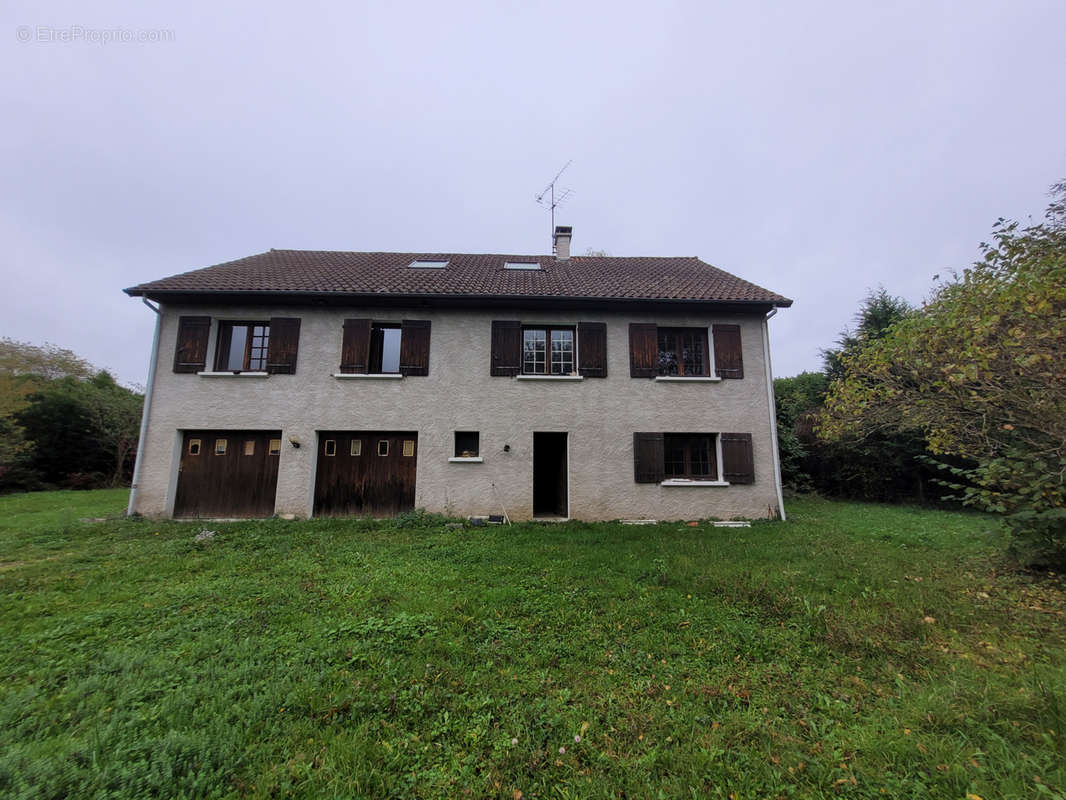 Maison à BELLERIVE-SUR-ALLIER