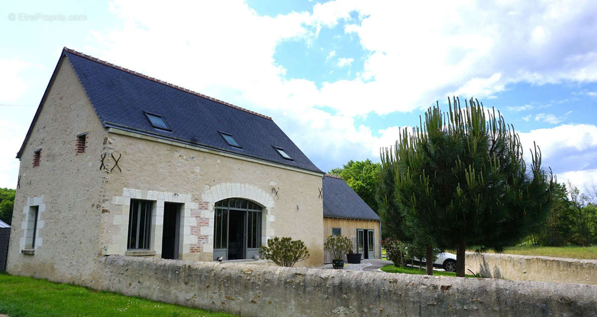 Maison à CORMERY