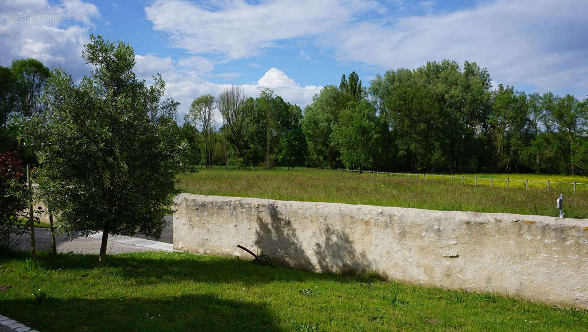 Maison à CORMERY