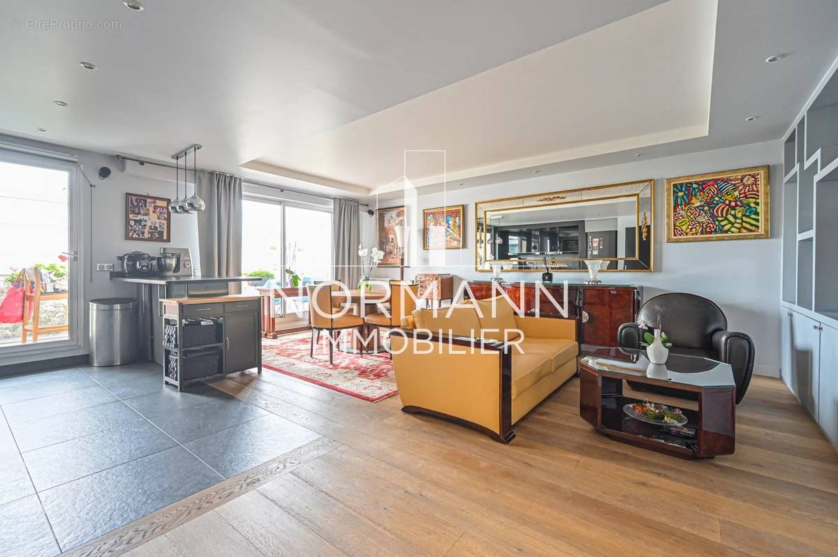 Appartement à LEVALLOIS-PERRET