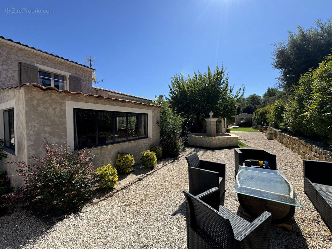 Maison à LE CANNET-DES-MAURES