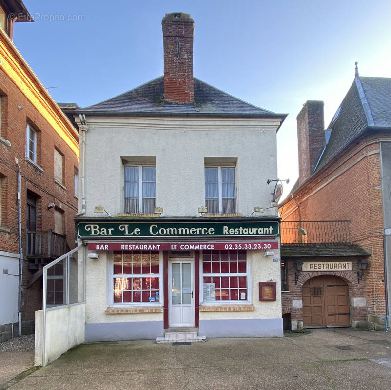 Appartement à CLERES