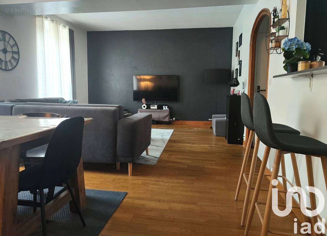 Photo 1 - Appartement à SAINT-ARNOULT-EN-YVELINES