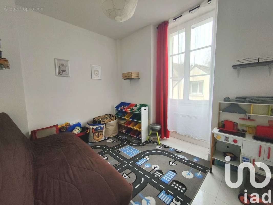 Photo 6 - Appartement à SAINT-ARNOULT-EN-YVELINES