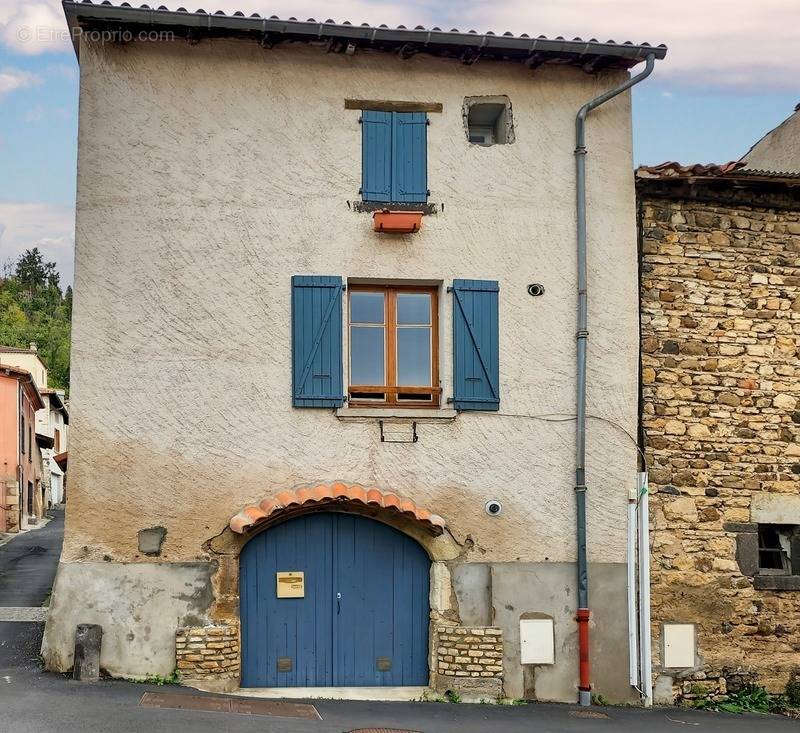 Maison à VERTAIZON