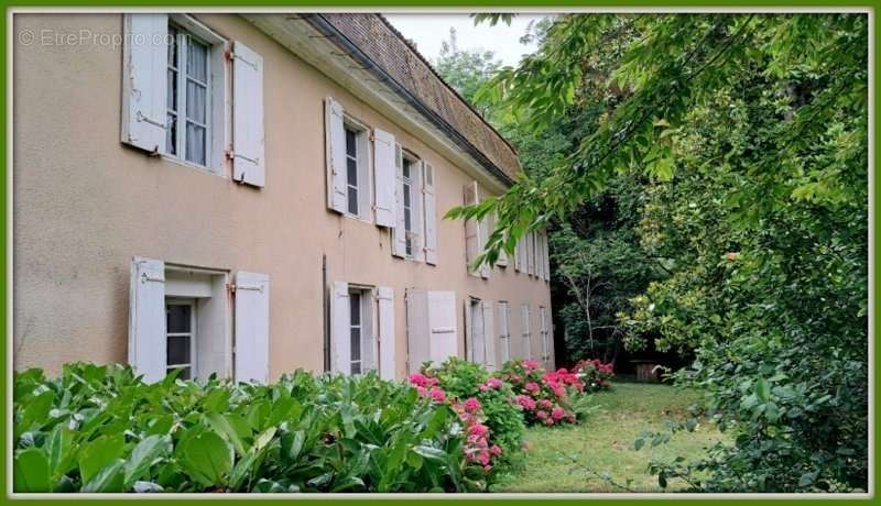 Maison à CHALAIS