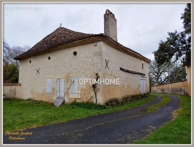 Maison à CHALAIS