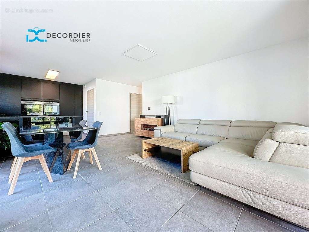 Appartement à EVIAN-LES-BAINS