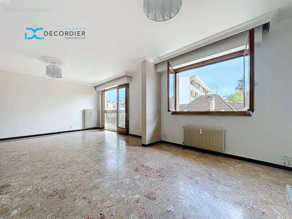 Appartement à THONON-LES-BAINS