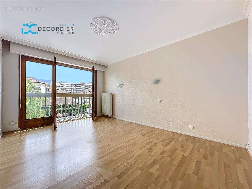 Appartement à THONON-LES-BAINS