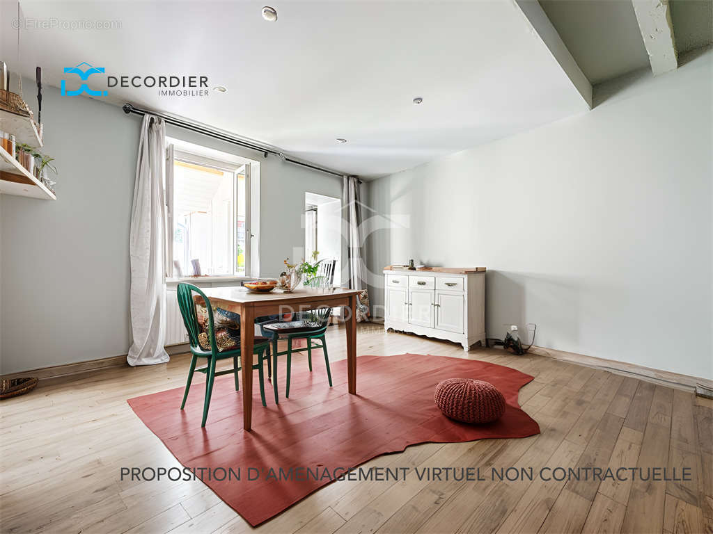 Appartement à EVIAN-LES-BAINS