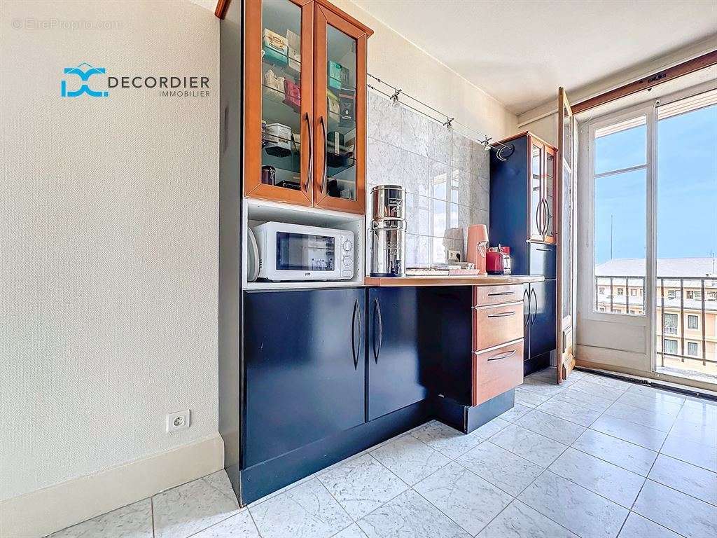 Appartement à EVIAN-LES-BAINS