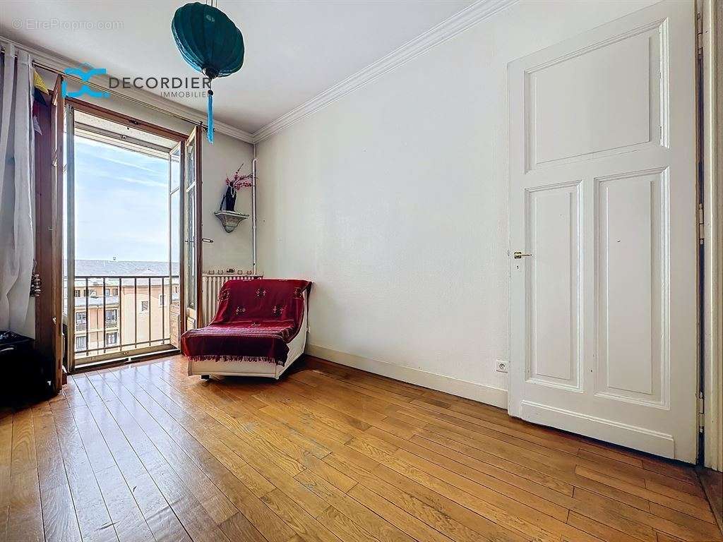 Appartement à EVIAN-LES-BAINS