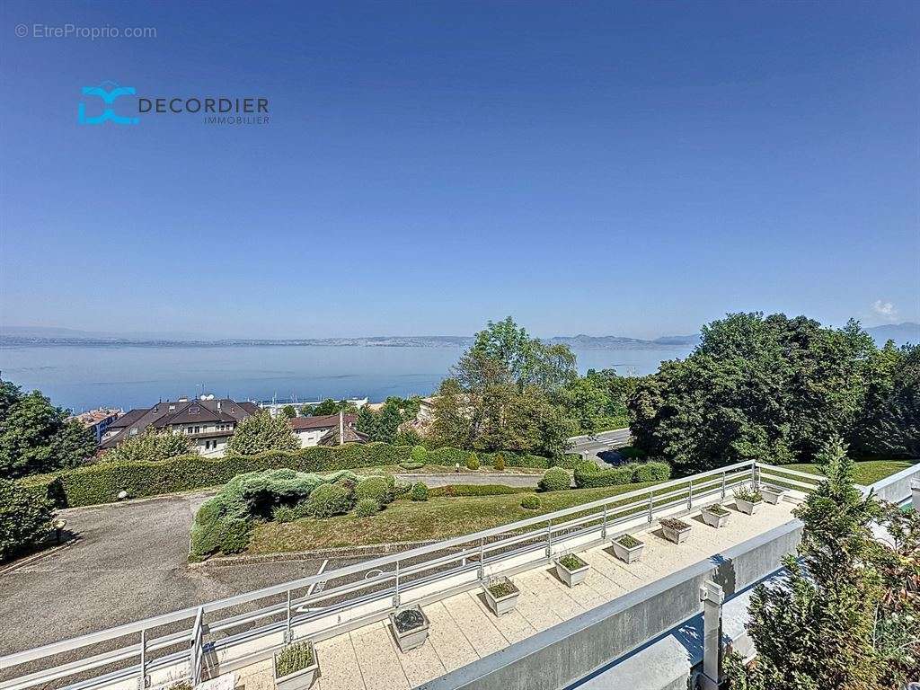 Appartement à EVIAN-LES-BAINS