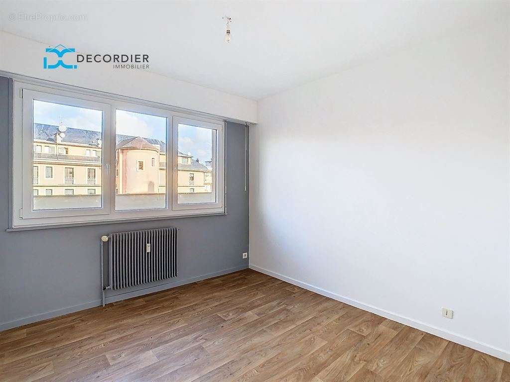 Appartement à EVIAN-LES-BAINS