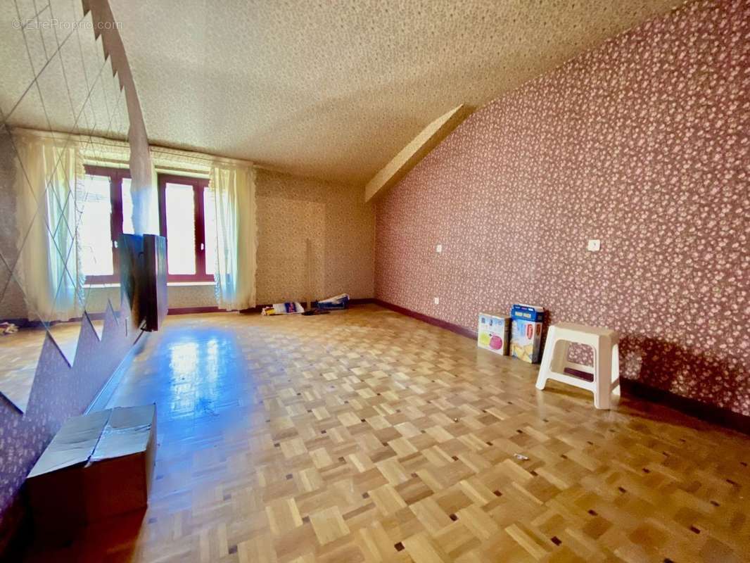 Appartement à ROMENAY