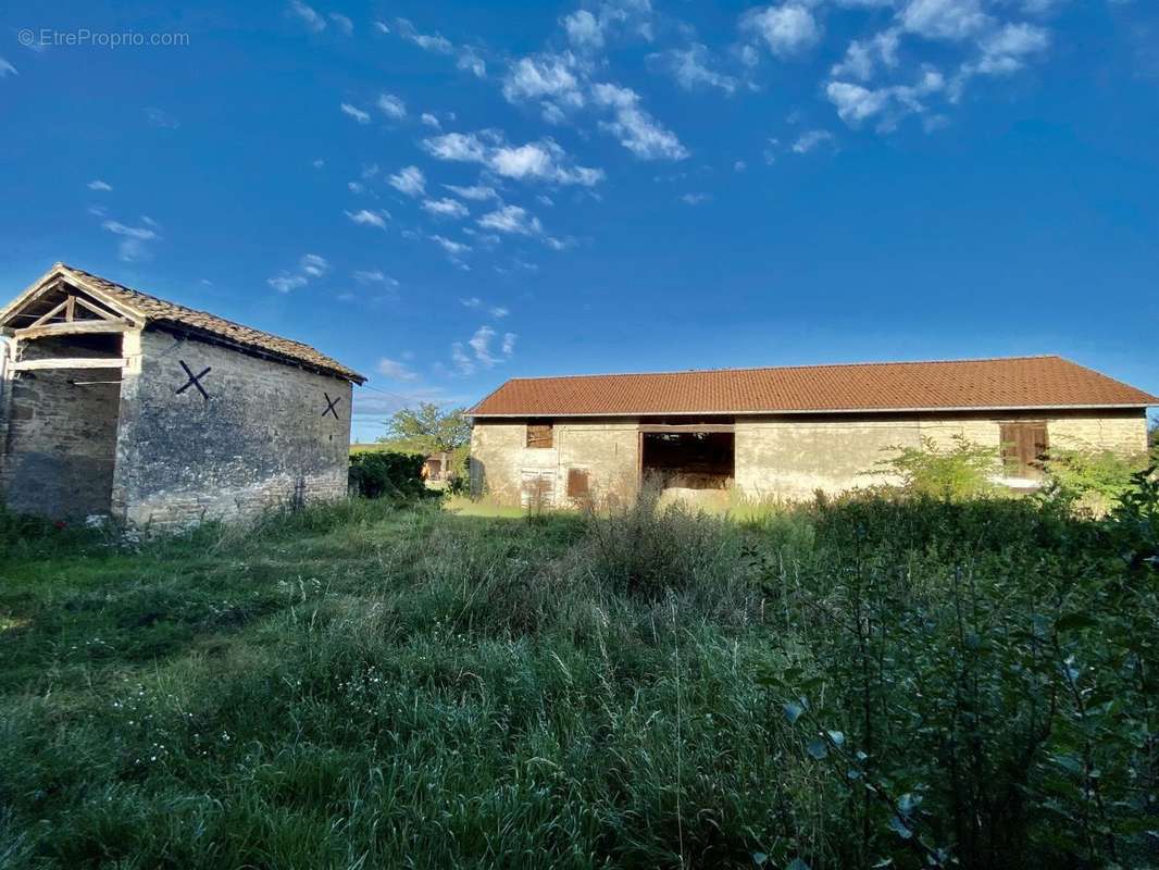 Maison à PONT-DE-VAUX