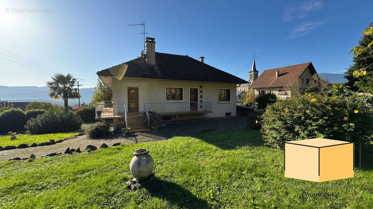 Maison à CHINDRIEUX