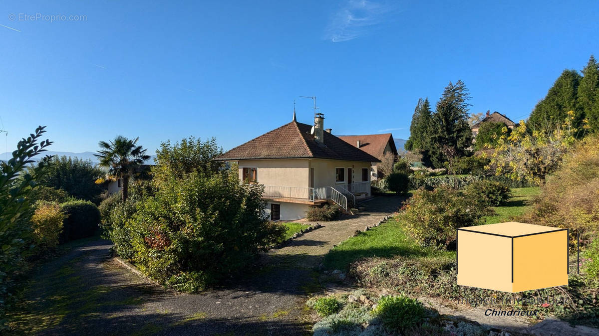 Maison à CHINDRIEUX