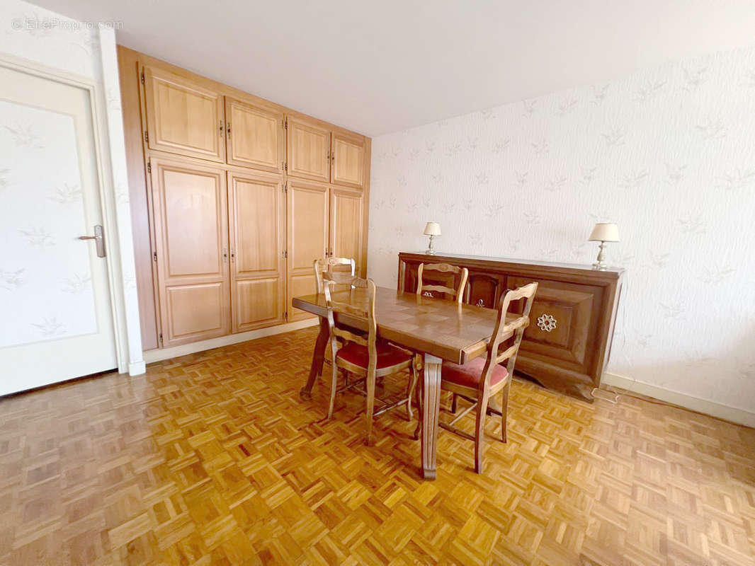 Appartement à MELUN